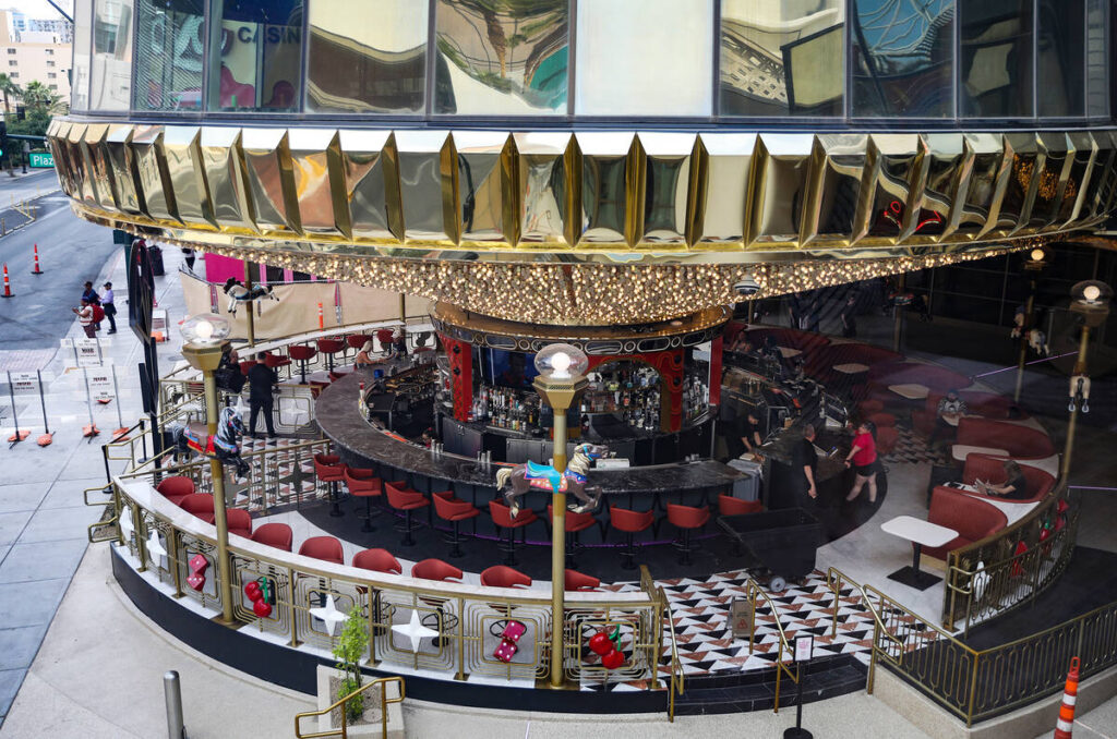 Plaza unveils new Carousel Bar, Pinkbox Doughnuts in new Main Street entrance