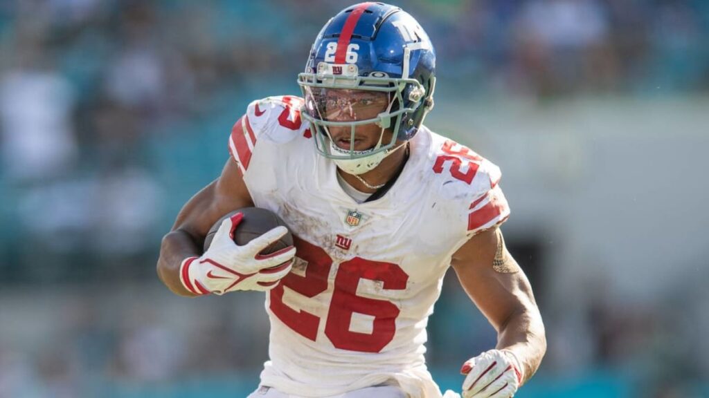 Saquon Barkley Avoids Contract Holdout with Giants