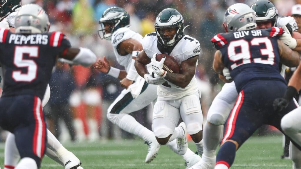 Eagles RB Kenneth Gainwell (Ribs Injury) Out TNF vs Vikings