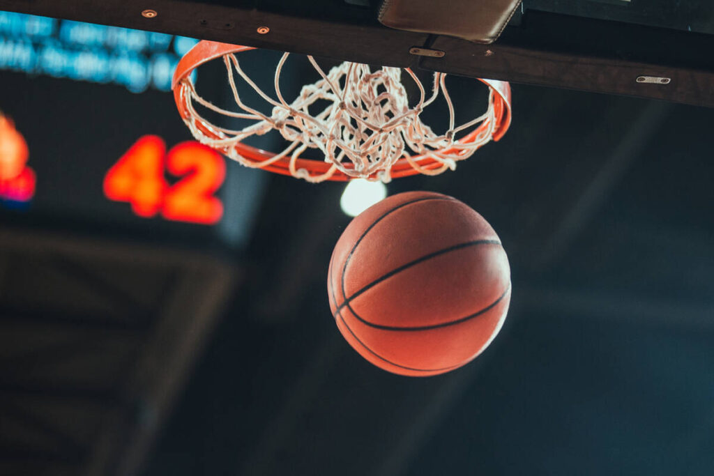 Dallas Mavericks played Suns on native reservation | Inside Gaming | Business